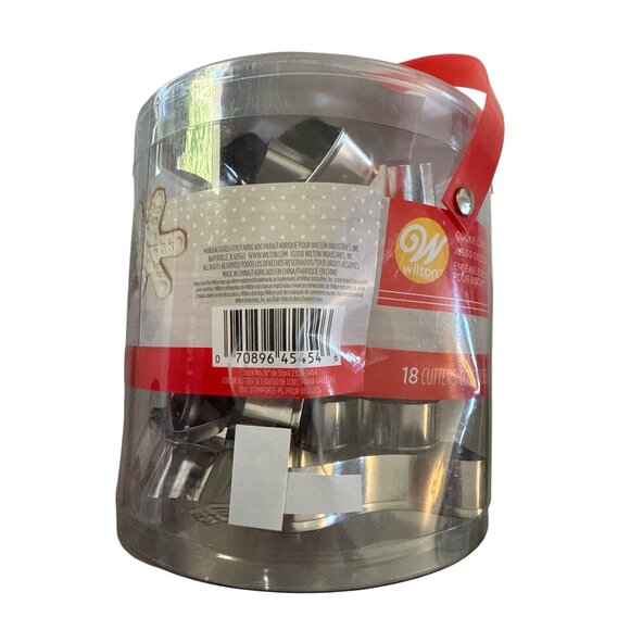 Wilton 18 Piece Cookie Cutter Set Christmas Holiday Baking - Picture 4 of 6